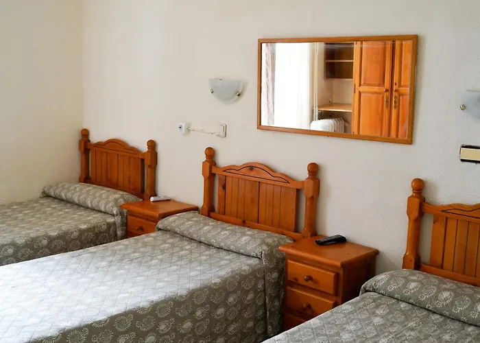 Hostal Fuentesol Madrid