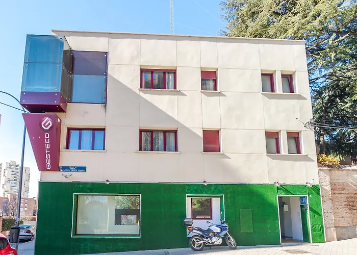 Ayz Javier Cabrini - Auto Check-In Property Madrid